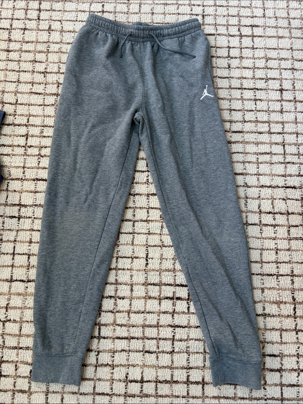 Jordan Kids Gray Fleece Joggers with White Jumpman